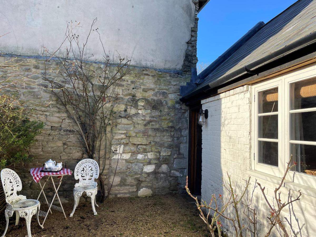 Carnotze Villa Dorchester Exterior foto